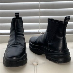 Ankle boots in faux leather sneaker look soles